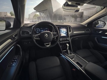 Renault Megane GrandCoupe - Powr&oacute;t